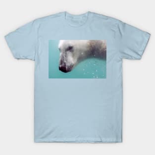 Head of Polar bear under water T-Shirt